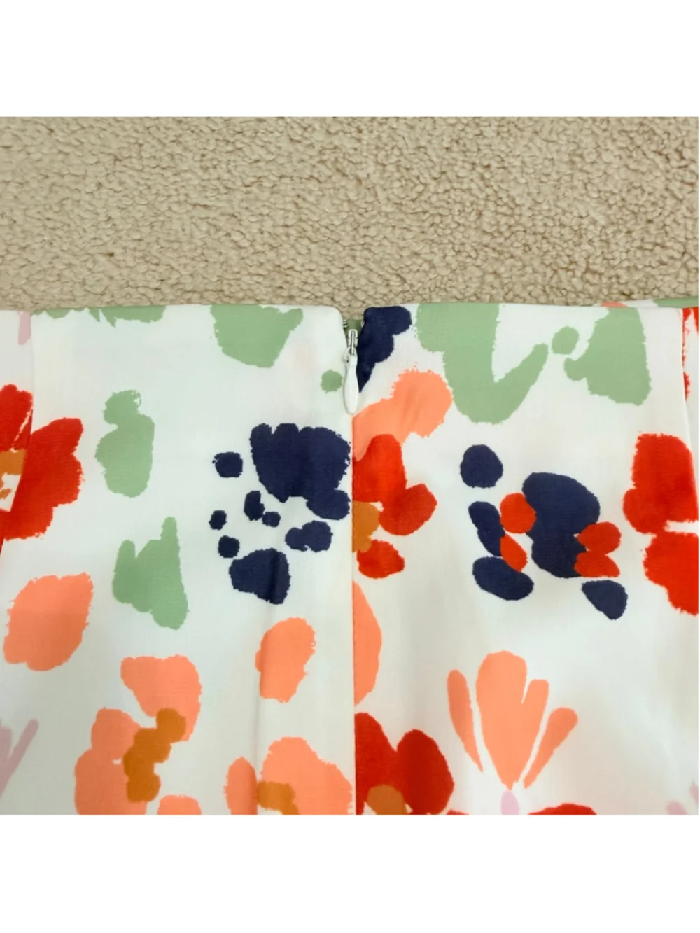 Ann Taylor Factory New Abstract Floral Print Pencil Skirt Women's Size 12 Petite